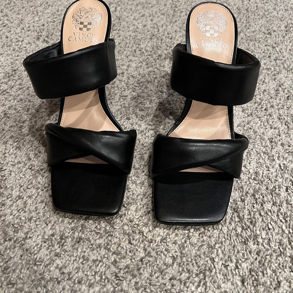Vince Camuto heels 9